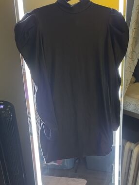 Black Puff Sleeve Top